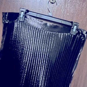 Express Black pleated skirt Sz L